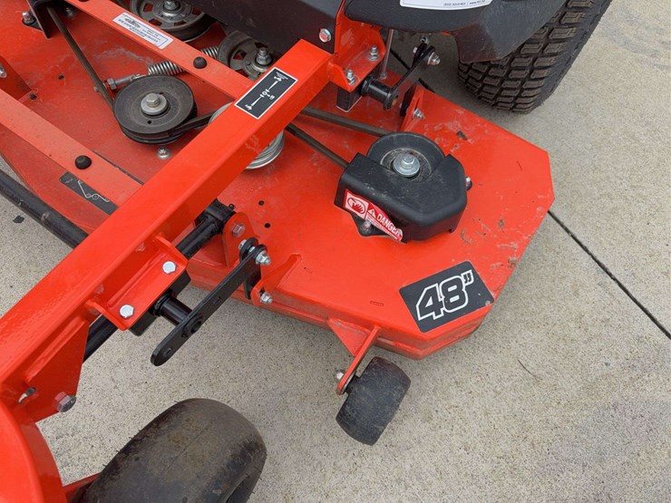 2023-bad-boy-724cc-magnum-zero-turn-mower-image-13