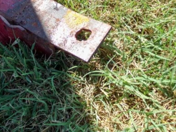 small-stock-trailer-8'lx4'wx6't-from-ground-image-4
