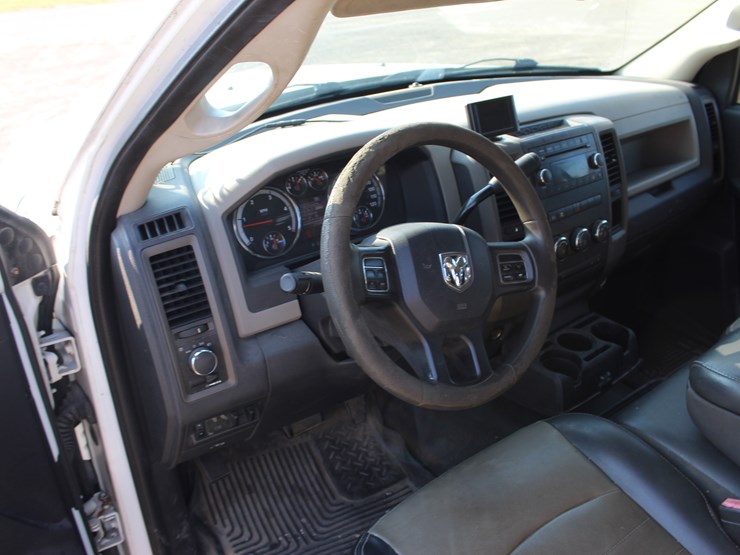 2012-dodge-ram-4500-image-8