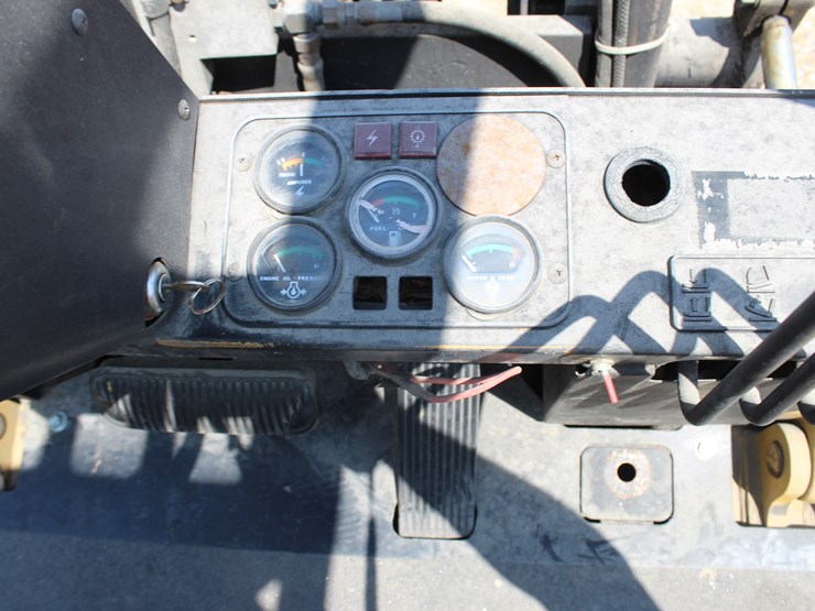 #22907-•-yale-gp050-forklift-image-10