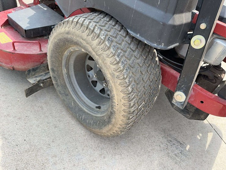 toro-titan-mx5400-zero-turn-mower-image-5