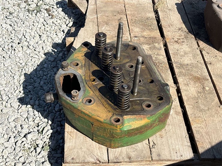 john-deere-model-g-head-image-6