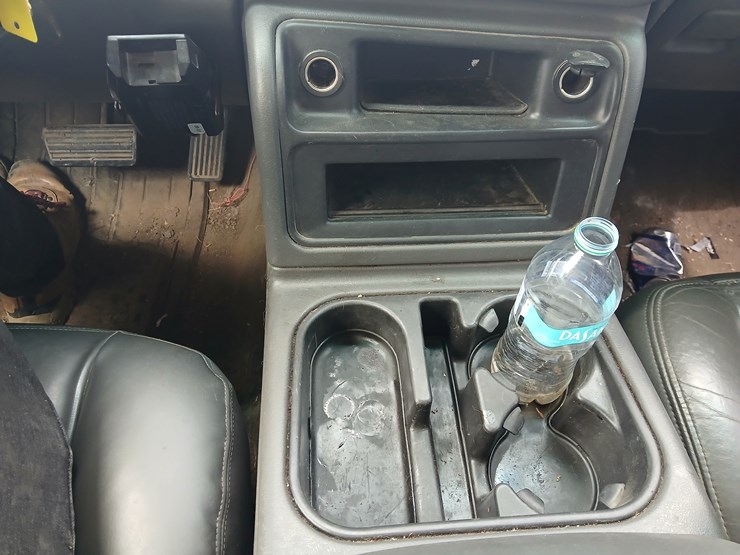 2005-chevrolet-silverado-image-36