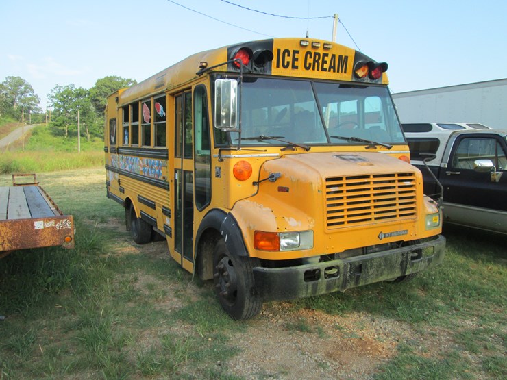 #18-•-#26806-•-1997-international-s/a-bus-1hvbdabk5vh469332-image-2
