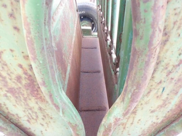 portable-calf-chute/tilt-table-image-5