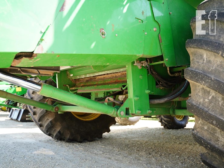 2005-john-deere-9660-sts-image-10