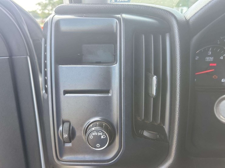 2014-chevrolet-silverado-1500-image-15