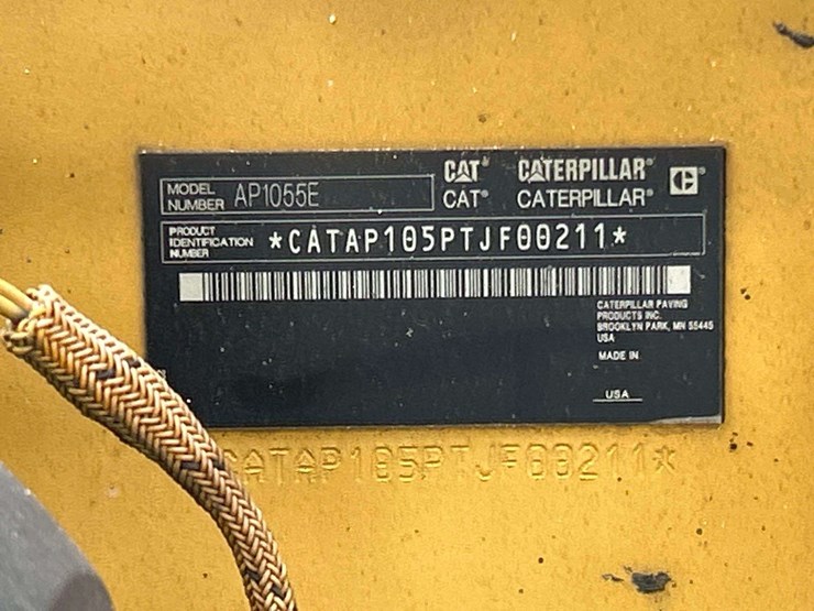2012-caterpillar-at1055e-track-asphalt-paver-image-5