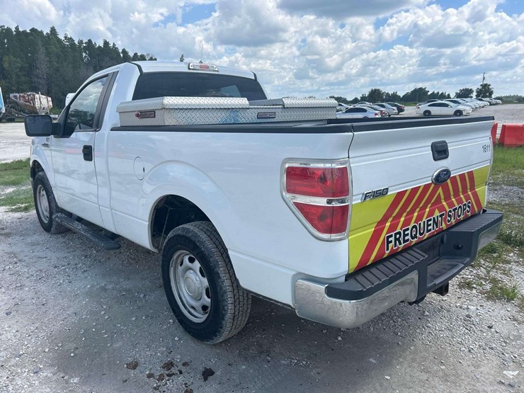 2014-ford-f-150-pickup-truck-image-4