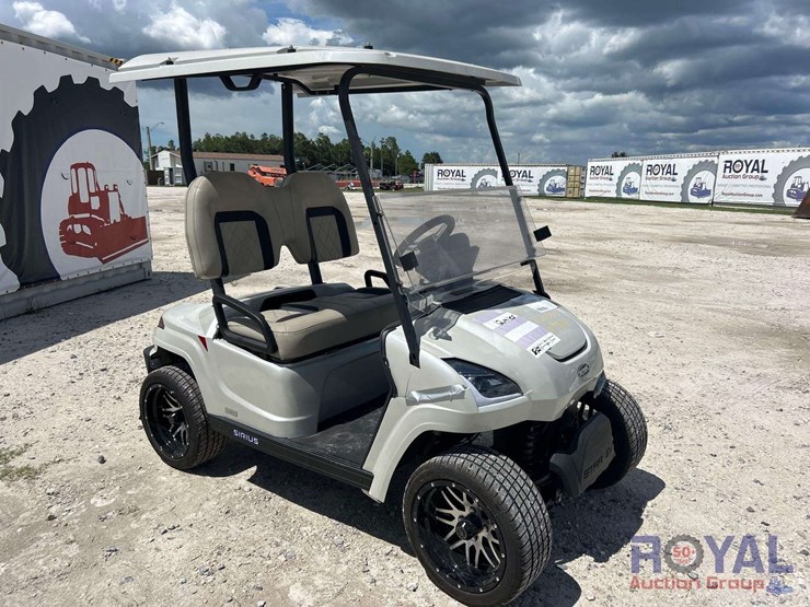 2025-star-ev-capella-electric-golf-cart-image-2