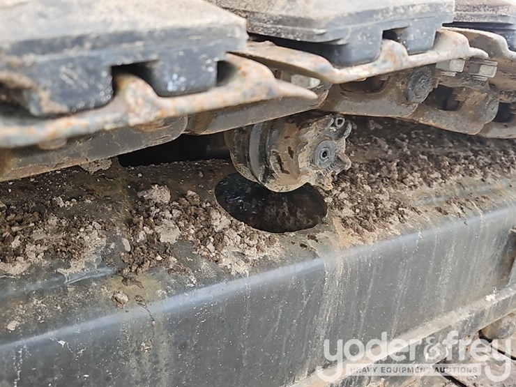 2022-caterpillar-305.5-image-9