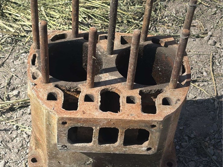 john-deere-model-a-block-image-13
