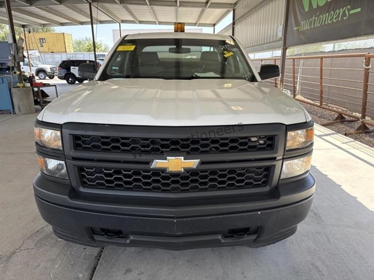 2014-chevrolet-silverado-1500-image-3