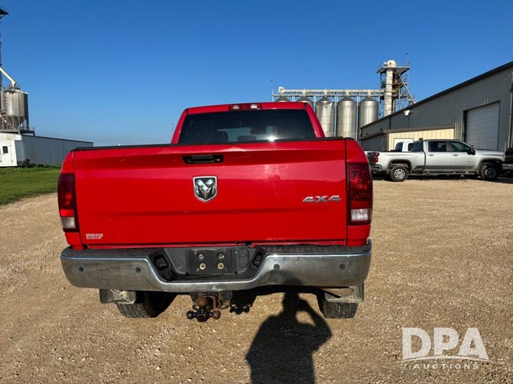 2014-dodge-ram-2500-image-8