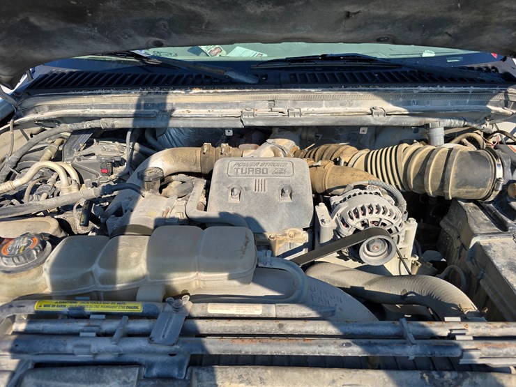 2000-ford-f550-image-38