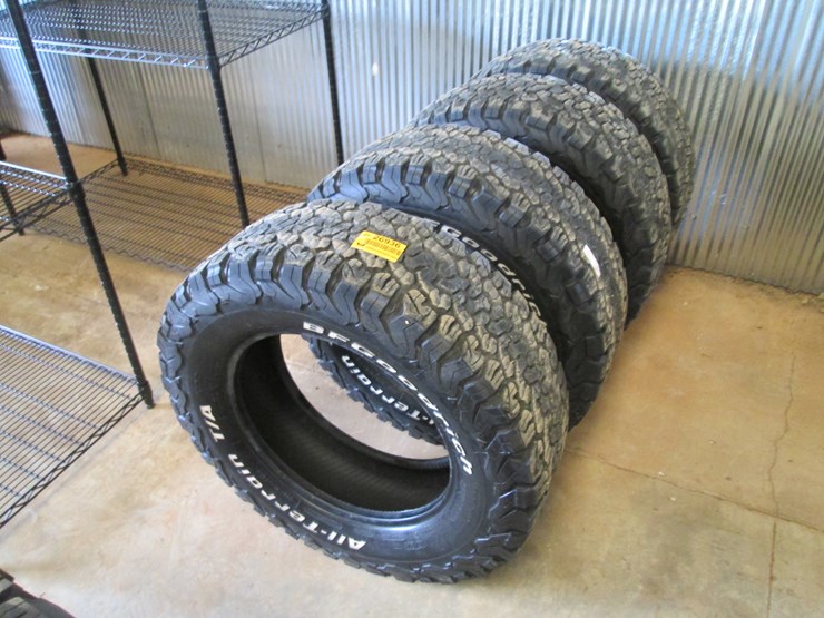 #53-•-#26936-•-lot-of-(4)-bf-goodrich-275/85r18-tires-image-1