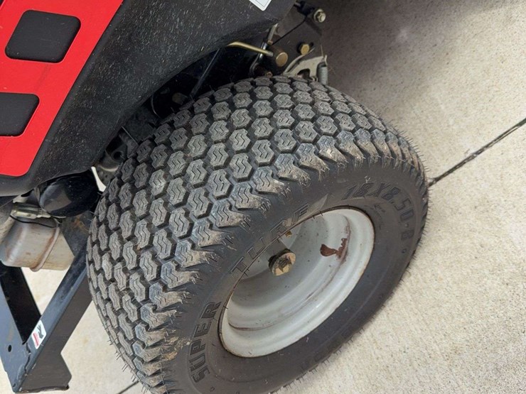 2015-graveley-zero-turn-mower-image-9