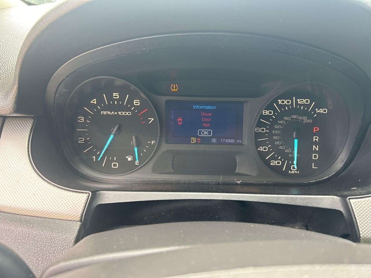 2013-ford-edge-sel-image-15