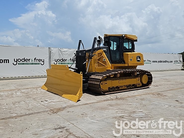 2022-deere-850l-lgp-image-2