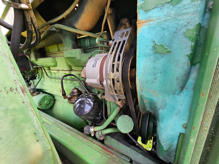 1982-john-deere-2940-image-18