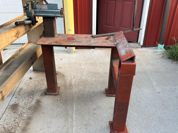 #129-•-2004-wood-mizer-lt300-bandmill-image-51