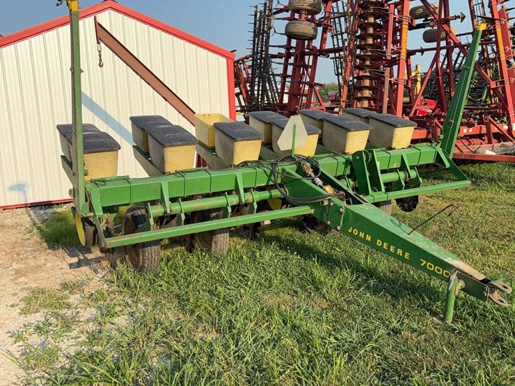 john-deere-7000-image-2