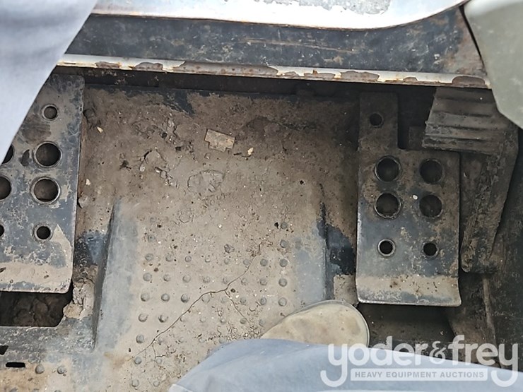2018-bobcat-t590-image-27