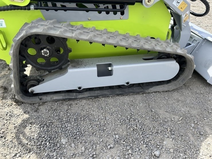 2025-land-hero-ldh-t640-mini-compact-track-loader-image-13