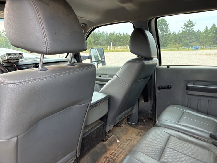 2011-ford-f350-image-11