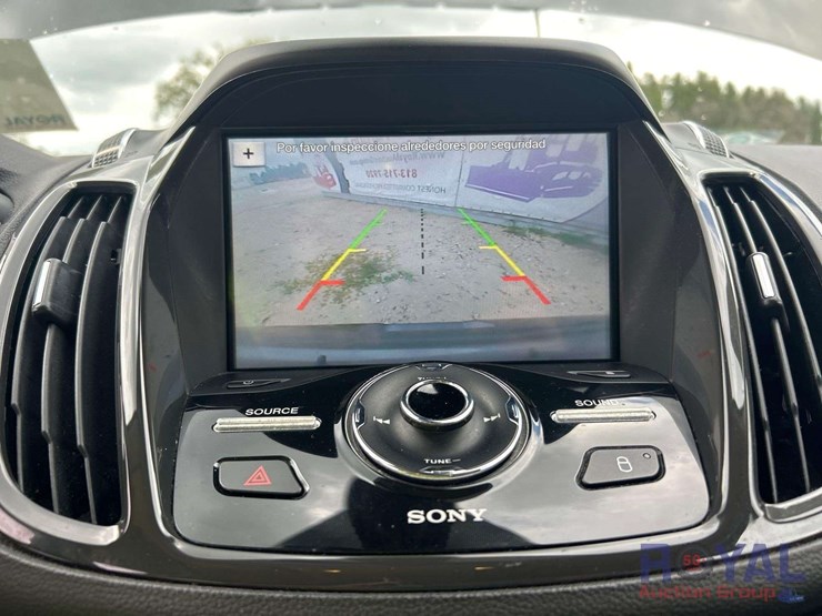 2016-ford-escape-image-18