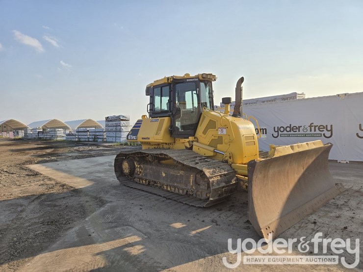 2023-komatsu-d61pxi-24-image-7