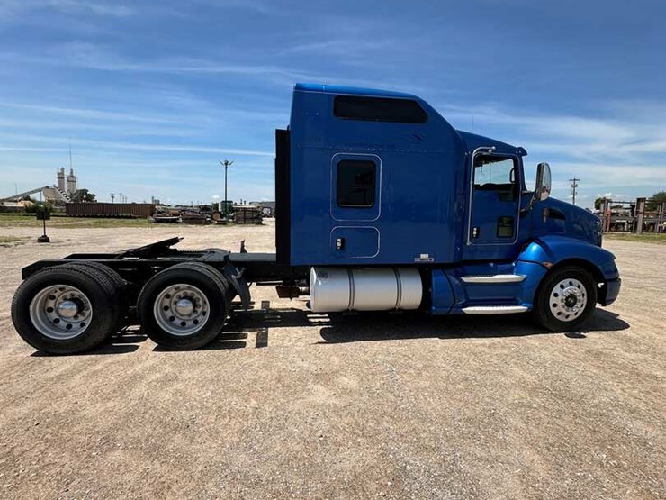 2012-kenworth-t660-image-8