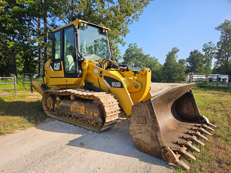 2014-caterpillar-953d-image-28