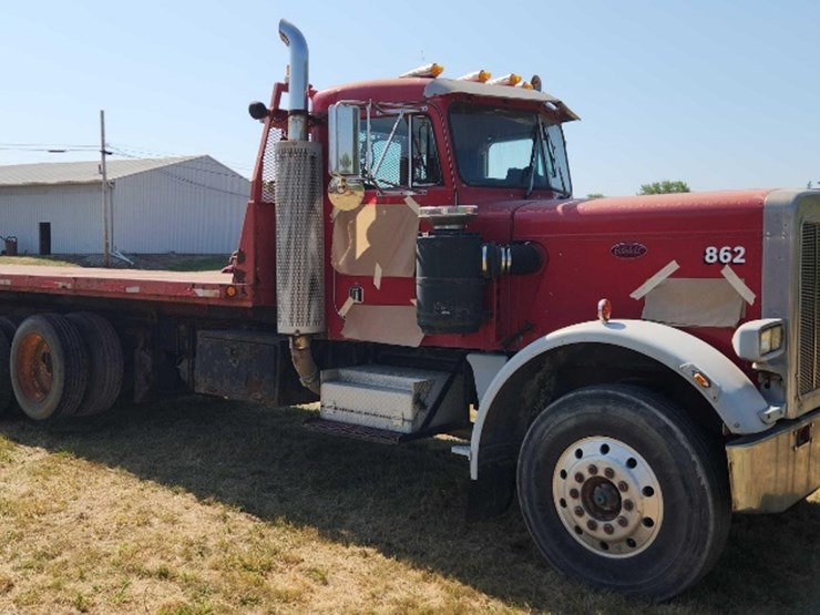 year:-1986-make:-peterbilt-model:-359-vehicle-type:-truck-mileage:-showing-335,508-drive-line:-6x4-image-3