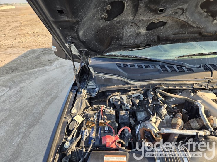 2022-ford-f350-xl-image-23