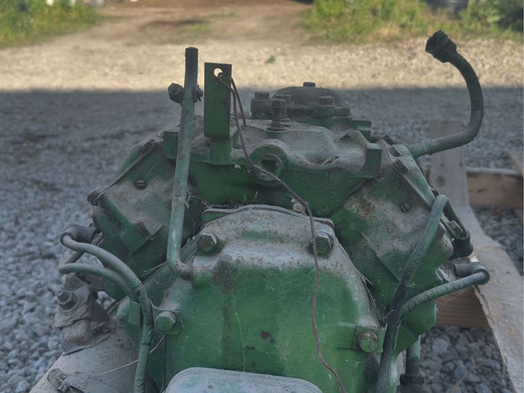 john-deere-4-cylinder-pony-motor-image-13