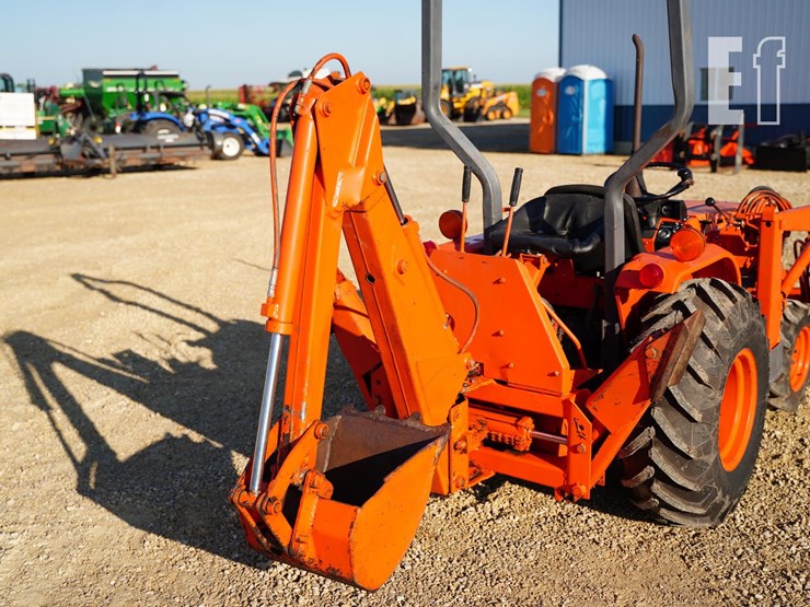 kubota-b8200-image-18