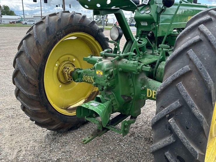 john-deere-a-image-9