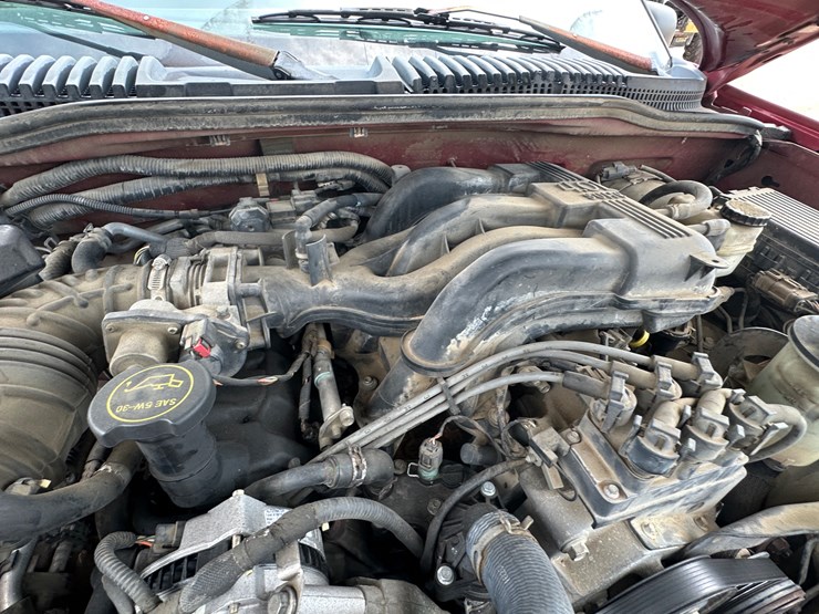 2005-ford-explorer-image-61
