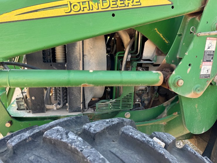 2011-john-deere-6115d-image-6
