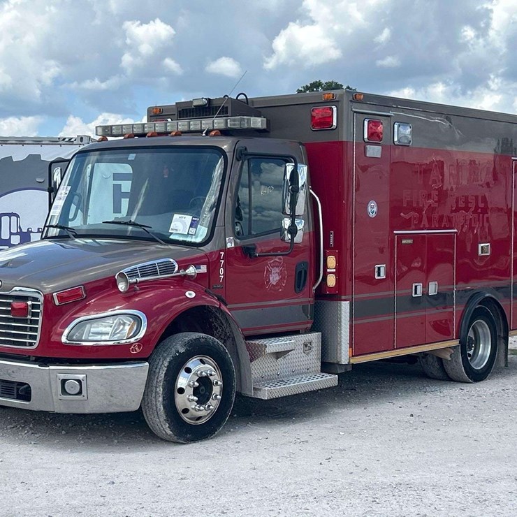 2009 Freightliner M2 106 MedTec Ambulance