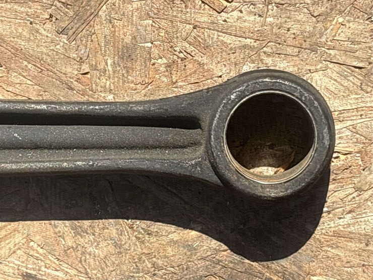john-deere-model-g-rod-set-and-camshaft-image-9