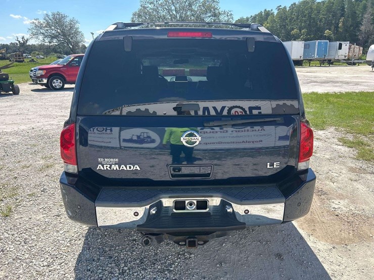 2007-nissan-armada-image-22