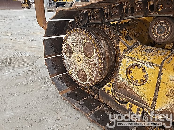 2018-deere-850k-image-17