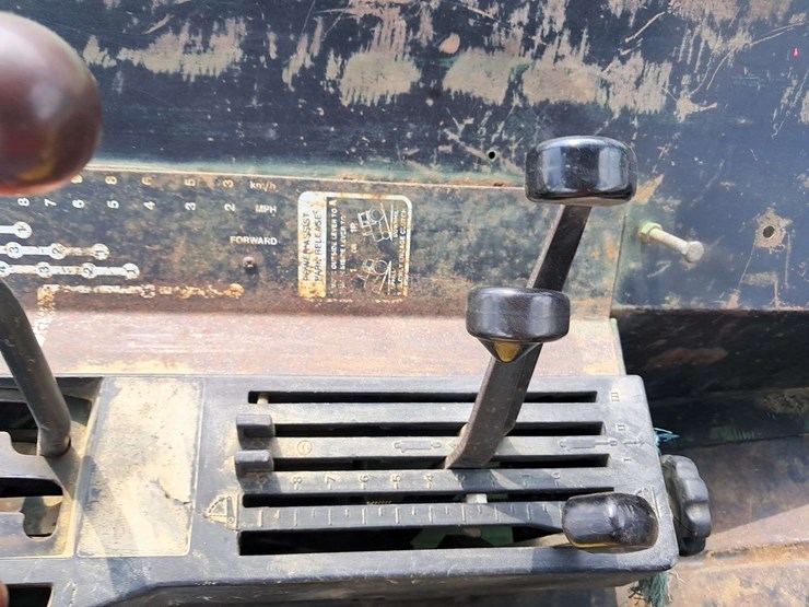 john-deere-4440-image-24