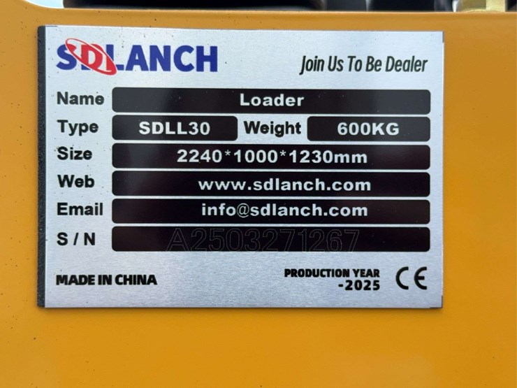 sdll30-stand-on-skid-loader-image-20