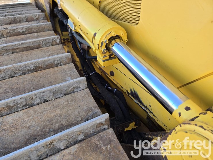 2023-komatsu-d61pxi-24-image-38