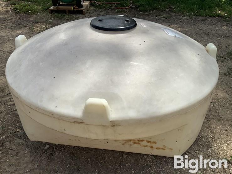 300-gal-water-tank-image-4