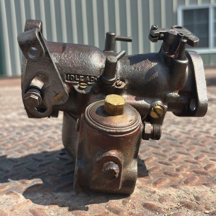 Marvel Schebler DLTX 53 Carburetor