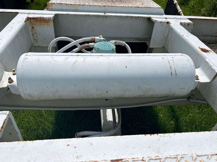 1972-baker-30ft-pole-s/a-towable-trailer-image-6